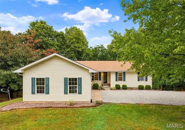 Photo 2 of Single family home for sale at 779 Schluersburg Rd, Augusta, MO 63332 | MLS# MIS26061734 | Listing updated on 2026-10-04