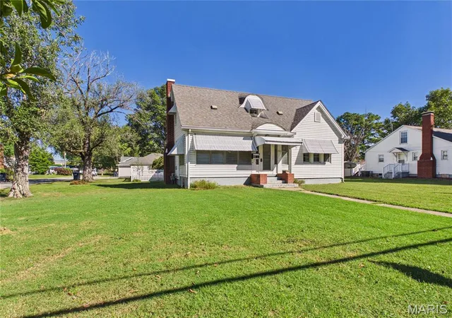 Photo 2 of Single family home for sale at 901 E Main St, Steeleville, IL 62288 | MLS# MIS26061741 | Listing updated on 2026-10-04
