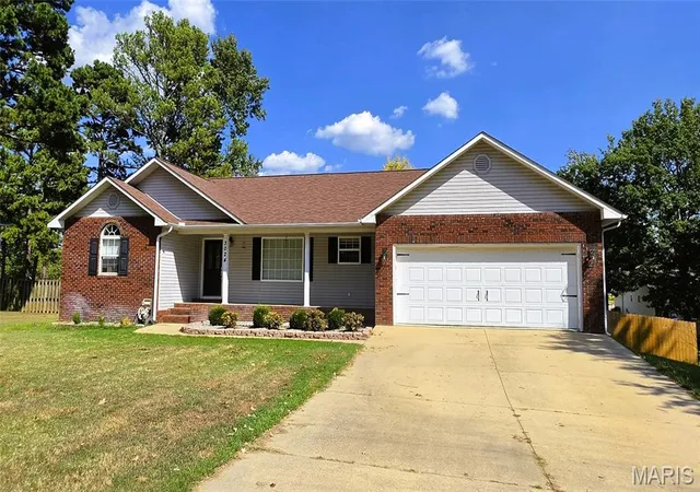 Photo 2 of Single family home for sale at 3024 Wolf Run, Poplar Bluff, MO 63901 | MLS# MIS26061746 | Listing updated on 2026-09-30