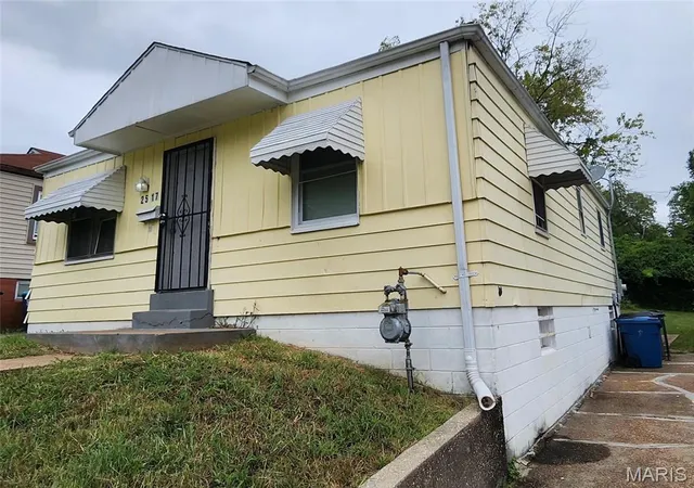 Photo 3 of Single family home for sale at 2517 Shirley Ave, Saint Louis, MO 63136 | MLS# MIS26061749 | Listing updated on 2026-10-01