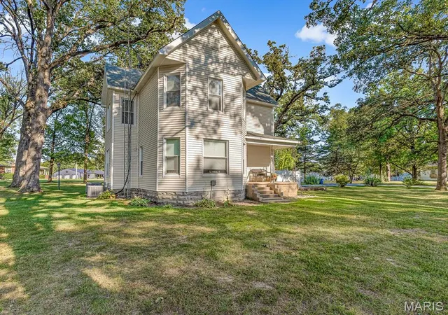 Photo 3 of Single family home for sale at 386 N Center St, Tilden, IL 62292 | MLS# MIS26061750 | Listing updated on 2026-10-14
