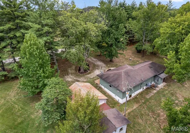 Photo 2 of Single family home for sale at 3835 Hwy C, Leslie, MO 63056 | MLS# MIS26061751 | Listing updated on 2026-10-06