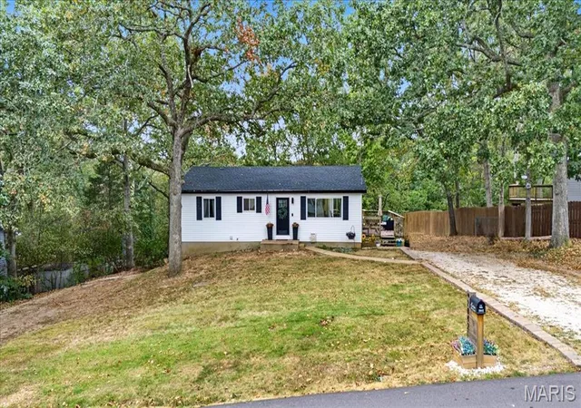 Photo 1 of Single family home for sale at 2842 Plato Pl, De Soto, MO 63020 | MLS# MIS26061752 | Listing updated on 2026-09-27