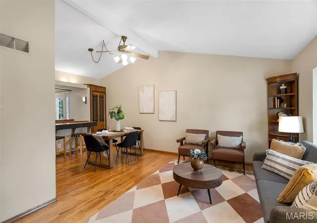 Photo 2 of Single family home for sale at 777 Southshire Dr, Saint Louis, MO 63125 | MLS# MIS26061776 | Listing updated on 2026-10-09