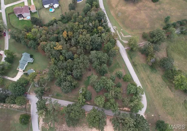 Photo 3 of Sale Pending at Lot 24 Heritage Dr, Poplar Bluff, MO 63901 | MLS# MIS26061784 | Listing updated on 2026-10-05