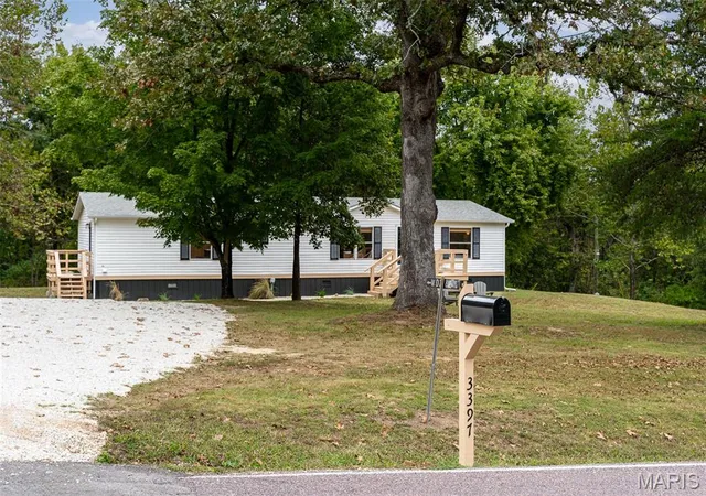 Photo 2 of Manufactured home for sale at 3397 Westwood Rd, Saint Clair, MO 63077 | MLS# MIS26061788 | Listing updated on 2026-09-29