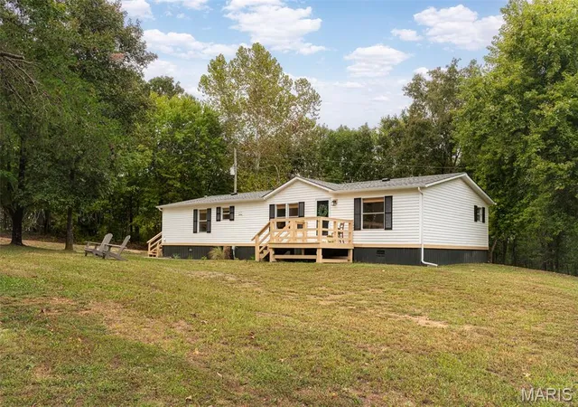 Photo 3 of Manufactured home for sale at 3397 Westwood Rd, Saint Clair, MO 63077 | MLS# MIS26061788 | Listing updated on 2026-09-29