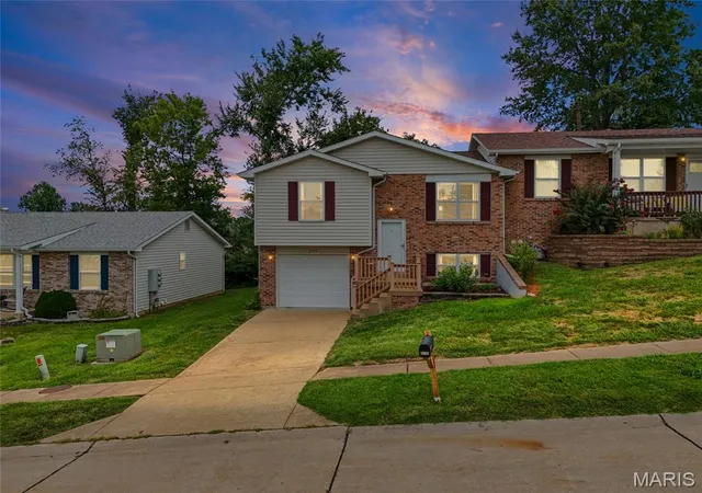 Photo 1 of Single family home for sale at 2205 Berrywood Ct, Arnold, MO 63010 | MLS# MIS26061793 | Listing updated on 2026-10-04