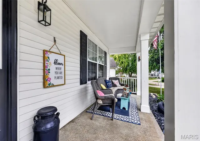 Photo 3 of Sale Pending at 2750 Red Cedar Parc Dr, O Fallon, MO 63368 | MLS# MIS26061799 | Listing updated on 2026-10-05