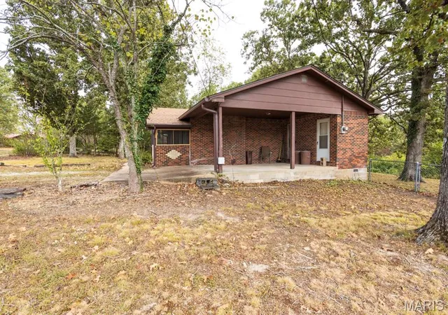 Photo 4 of Sale Pending at 21580 Hatch Dr, Dixon, MO 65459 | MLS# MIS26061804 | Listing updated on 2026-09-25
