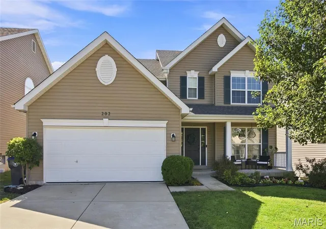 Photo 1 of Single family home for sale at 202 Wyndtrace Ct, Lake Saint Louis, MO 63367 | MLS# MIS26061809 | Listing updated on 2026-10-06