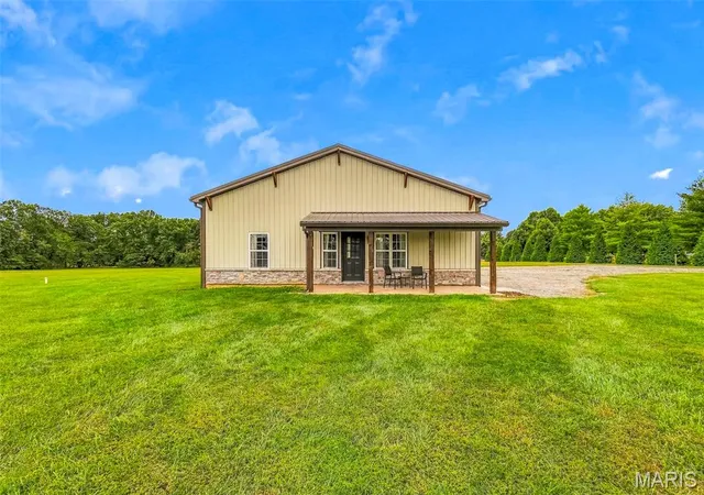 Photo 3 of Single family home for sale at 22710 State Hwy O, Marthasville, MO 63357 | MLS# MIS26061819 | Listing updated on 2026-09-29