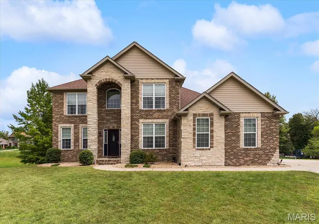 Photo 2 of Single family home for sale at 3408 Amber Meadows Ct, Swansea, IL 62226 | MLS# MIS26061820 | Listing updated on 2026-09-27