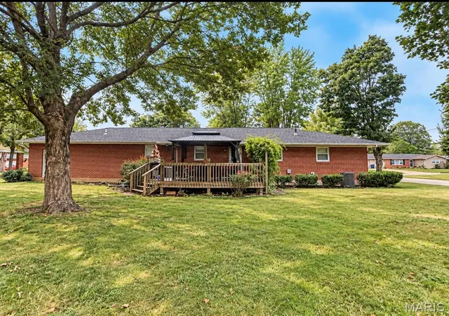 Photo 4 of Single family home for sale at 303 Carter St, Farmington, MO 63640 | MLS# MIS26061830 | Listing updated on 2026-09-28