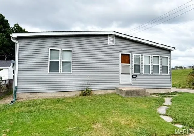Photo 1 of Single family home for sale at 1835 Market St, Madison, IL 62060 | MLS# MIS26061847 | Listing updated on 2026-09-26
