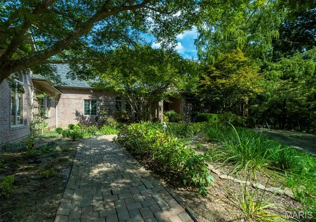 Photo 4 of Single family home for sale at 8355 County Rd 621, Cape Girardeau, MO 63701 | MLS# MIS26061848 | Listing updated on 2026-10-20