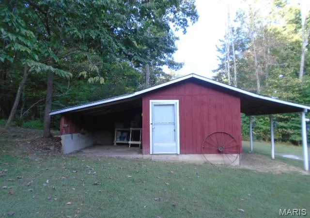 Photo 3 of Sale Pending at 19115 Hwy K, Annapolis, MO 63620 | MLS# MIS26061850 | Listing updated on 2026-09-25