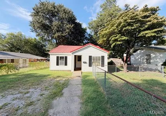 Photo 1 of Single family home for sale at 414 W 5th Street, Kennett, MO 63857 | MLS# MIS26061862 | Listing updated on 2026-09-25