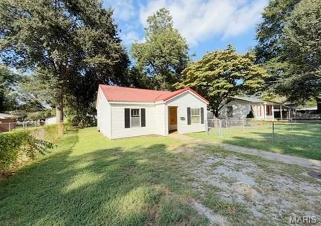 Photo 2 of Single family home for sale at 414 W 5th Street, Kennett, MO 63857 | MLS# MIS26061862 | Listing updated on 2026-09-25