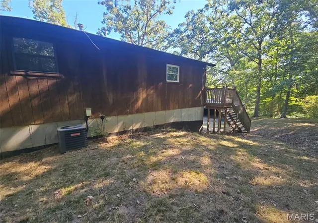 Photo 3 of Single family home for sale at 1618 Navajo Trl, Robertsville, MO 63072 | MLS# MIS26061871 | Listing updated on 2026-09-28