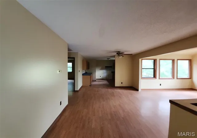 Photo 4 of Single family home for sale at 1618 Navajo Trl, Robertsville, MO 63072 | MLS# MIS26061871 | Listing updated on 2026-09-28