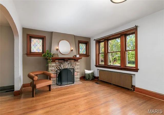 Photo 3 of Single family home for sale at 7330 Shaftesbury Ave, Saint Louis, MO 63130 | MLS# MIS26061881 | Listing updated on 2026-10-03