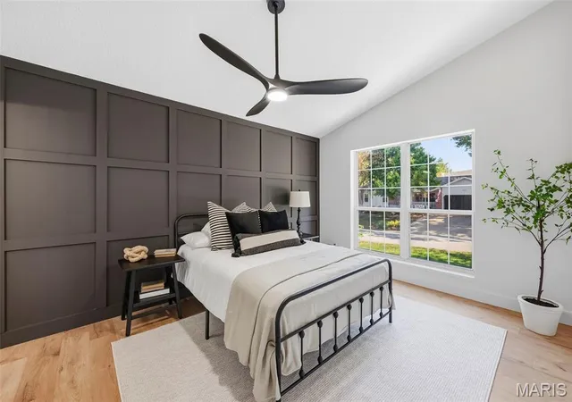 Photo 4 of Sale Pending at 925 Ampere Pl, Lake Saint Louis, MO 63367 | MLS# MIS26061884 | Listing updated on 2026-10-20