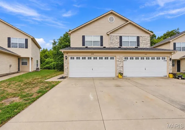 Photo 1 of Sale Pending at 608 Rock Crk Ct, Festus, MO 63028 | MLS# MIS26061886 | Listing updated on 2026-10-01
