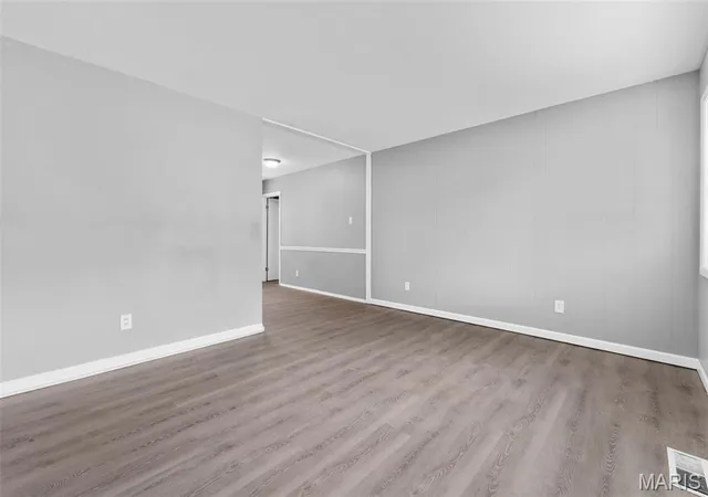 Photo 2 of Single family home for sale at 1167 Price St, East Saint Louis, IL 62206 | MLS# MIS26061888 | Listing updated on 2026-10-01