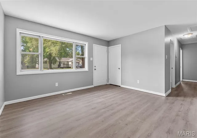 Photo 3 of Single family home for sale at 1167 Price St, East Saint Louis, IL 62206 | MLS# MIS26061888 | Listing updated on 2026-10-01