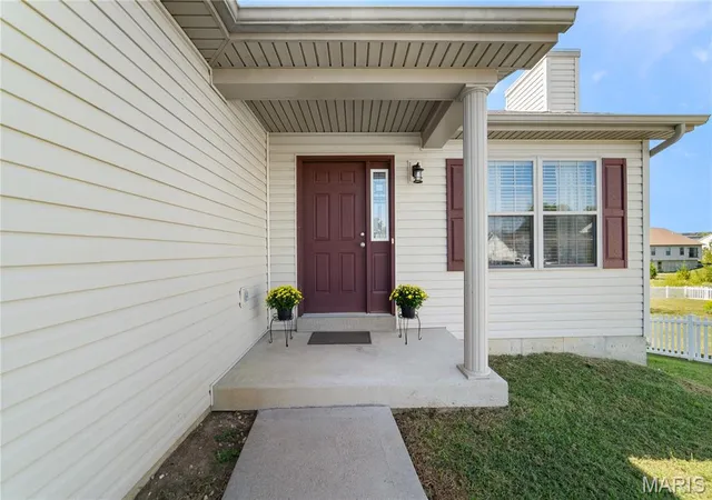 Photo 3 of Single family home for sale at 155 Trotters Crk Ln, Wright City, MO 63390 | MLS# MIS26061919 | Listing updated on 2026-10-05