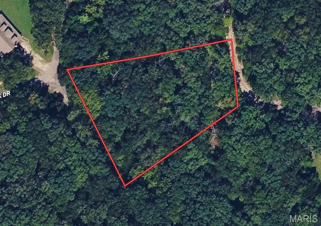 Photo 1 of Land for sale at 8 +/  Ac 00b White Oak, Hermann, MO 65041 | MLS# MIS26061922 | Listing updated on 2026-09-29