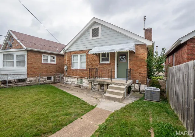 Photo 4 of Single family home for sale at 5343 Chippewa St, Saint Louis, MO 63109 | MLS# MIS26061923 | Listing updated on 2026-10-06