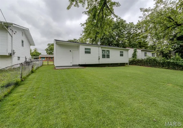 Photo 21 of Single family home for sale at 10237 Royal Dr, Saint Louis, MO 63136 | MLS# MIS26061925 | Listing updated on 2026-09-25