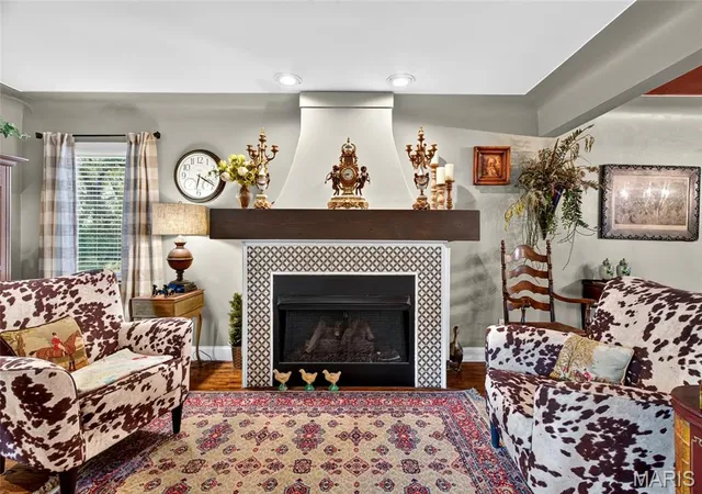 Photo 4 of Single family home for sale at 1004 S Jefferson St, Saint James, MO 65559 | MLS# MIS26061945 | Listing updated on 2026-09-29