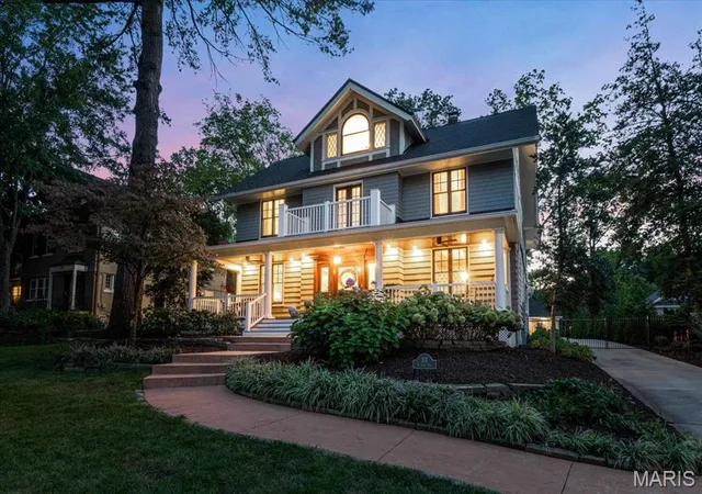 Photo 3 of Single family home for sale at 331 S Gore Ave, Saint Louis, MO 63119 | MLS# MIS26061946 | Listing updated on 2026-10-05