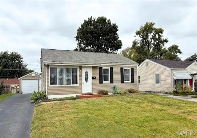 Single family home for sale at 3139 Saint David Ln, Saint Ann, MO 63074 | MLS# MIS26061951