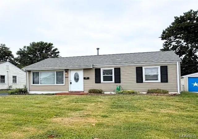 Photo 2 of Single family home for sale at 3139 Saint David Ln, Saint Ann, MO 63074 | MLS# MIS26061951 | Listing updated on 2026-09-25