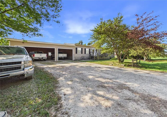 Photo 4 of Manufactured home for sale at 100 E Highway 62, Risco, MO 63874 | MLS# MIS26061962 | Listing updated on 2026-09-25