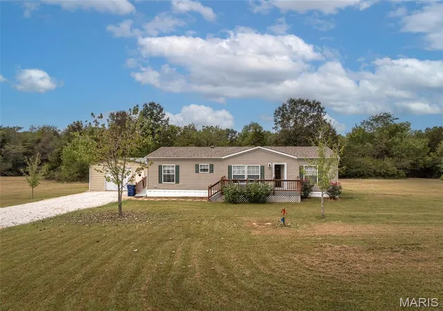 Photo 1 of Manufactured home for sale at 26039 Rynelle Dr, Wright City, MO 63390 | MLS# MIS26061967 | Listing updated on 2026-10-06
