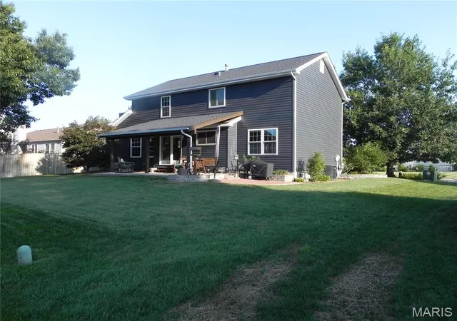 Photo 1 of Single family home for sale at 4 Tinsmith Ct, O Fallon, MO 63366 | MLS# MIS26061969 | Listing updated on 2026-09-25
