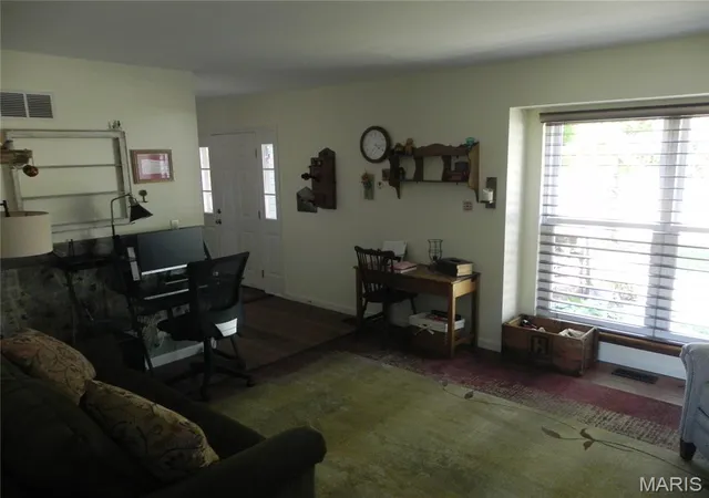 Photo 4 of Single family home for sale at 4 Tinsmith Ct, O Fallon, MO 63366 | MLS# MIS26061969 | Listing updated on 2026-09-25