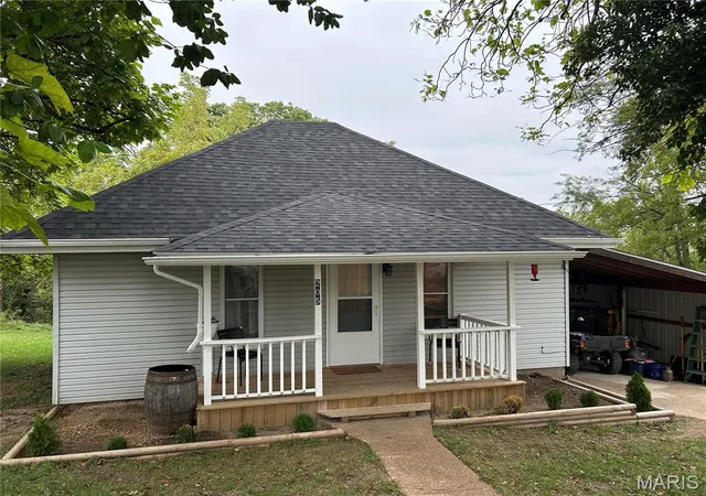 Photo 1 of Single family home for sale at 205 E Kansas City Ave, Bland, MO 65014 | MLS# MIS26061976 | Listing updated on 2026-10-06
