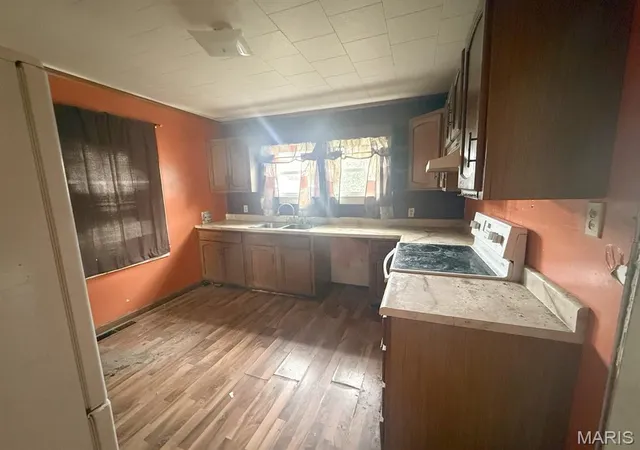 Photo 3 of Sale Pending at 204 Wilson, Valier, IL 62891 | MLS# MIS26061980 | Listing updated on 2026-10-20