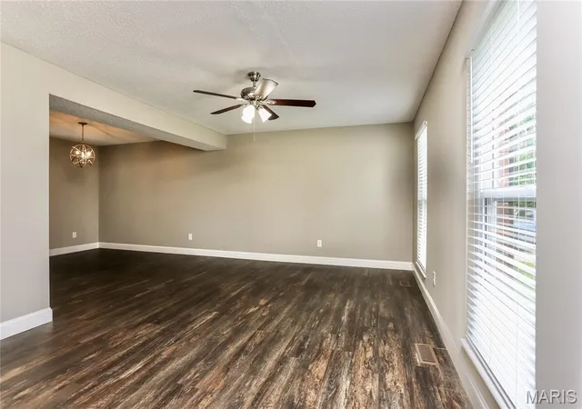 Photo 3 of Single family home for sale at 710 Westbridge Dr, Saint Peters, MO 63376 | MLS# MIS26062025 | Listing updated on 2026-09-25
