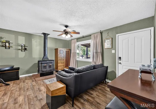 Photo 3 of Single family home for sale at 5 Juno Dr, Wentzville, MO 63385 | MLS# MIS26062029 | Listing updated on 2026-10-07