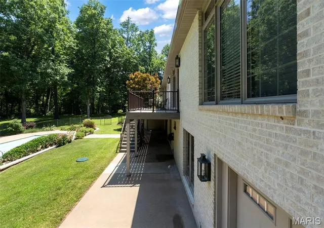 Photo 4 of Sale Pending at 393 Kensington Ln, Cape Girardeau, MO 63701 | MLS# MIS26062040 | Listing updated on 2026-10-06