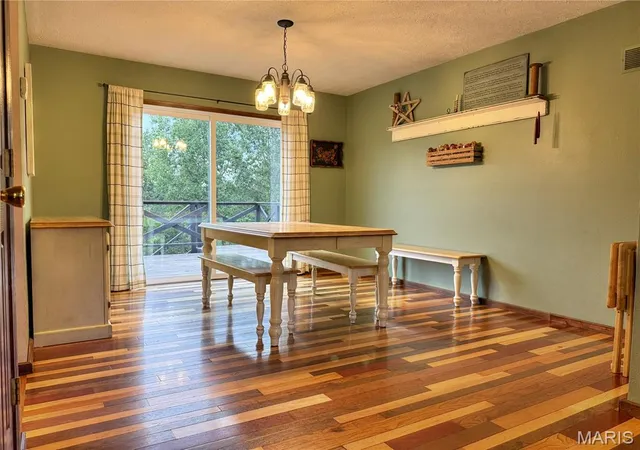 Photo 4 of Single family home for sale at 15510 Hwy Nn, Bowling Green, MO 63334 | MLS# MIS26062057 | Listing updated on 2026-10-04