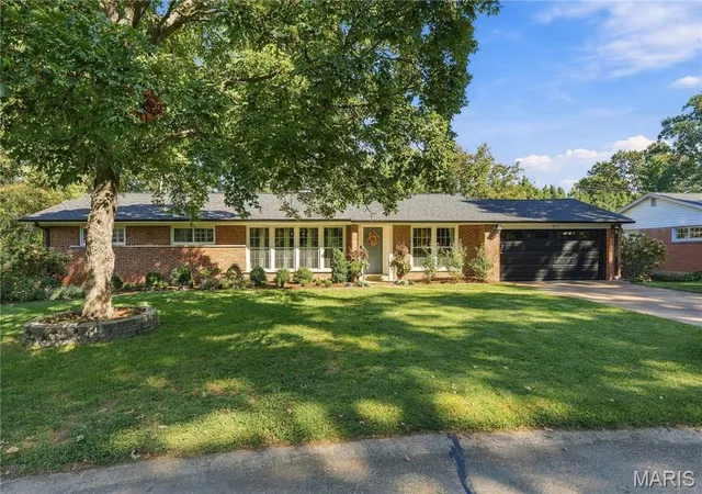 Single family home for sale at 1517 Rue Renee Dr, Saint Louis, MO 63122 | MLS# MIS26062063