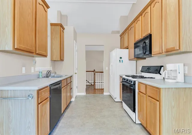 Photo 3 of Condo for sale at 18 Country Blf Ct, Saint Charles, MO 63301 | MLS# MIS26062064 | Listing updated on 2026-10-05